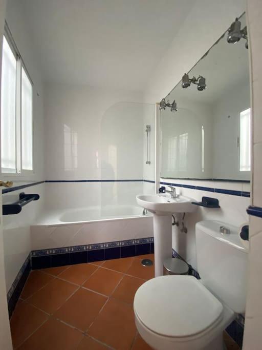 Tranquilo Piso Alameda Apartment Sevilla Bagian luar foto